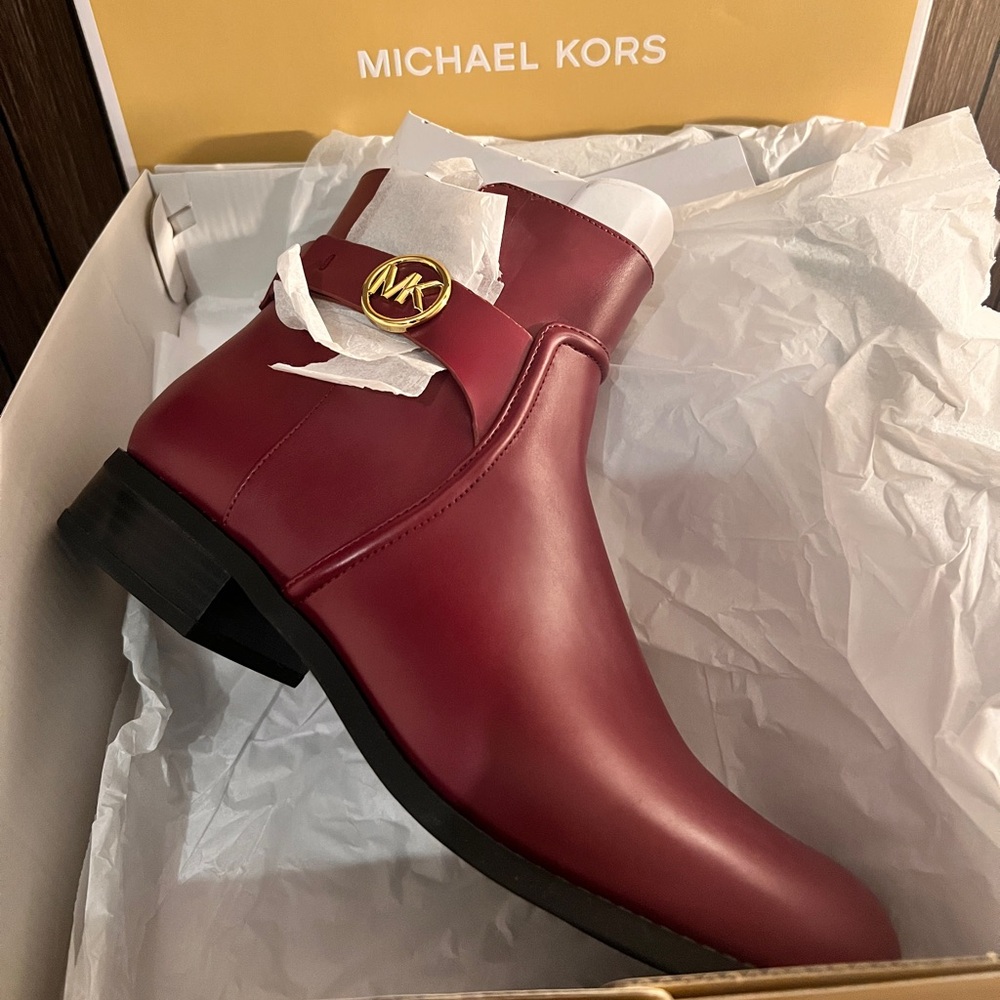 Authentic Michael Kors Carmen Flat Bootie boots